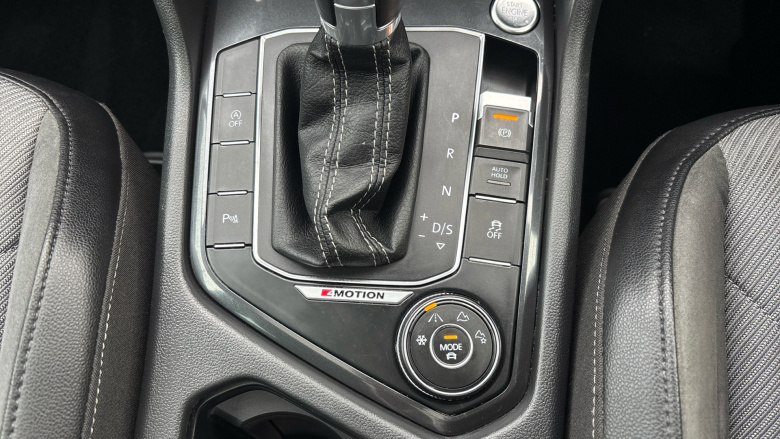 Volkswagen Tiguan 2.0 TDi 190 4Motion R-Line 5dr DSG Diesel Estate